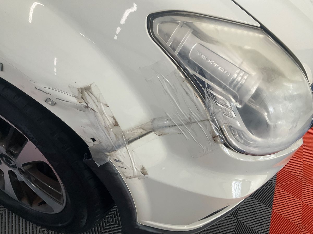 Ssangyong Rexton 2015 — photo 3