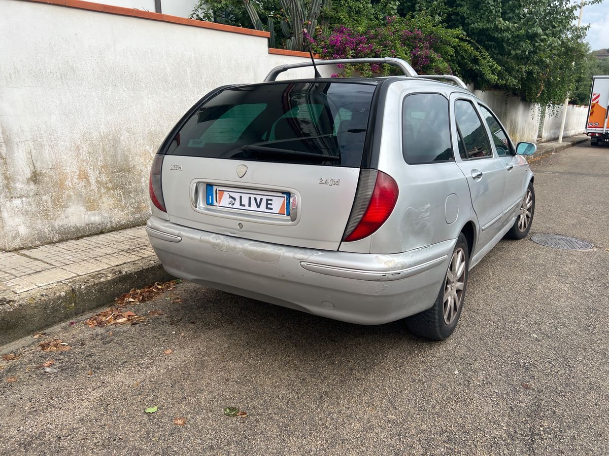 Lancia Lybra 2.4 JTD Executive