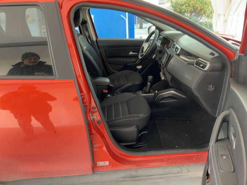 Dacia Duster 1.3 TCe Journey — zdjęcie 11
