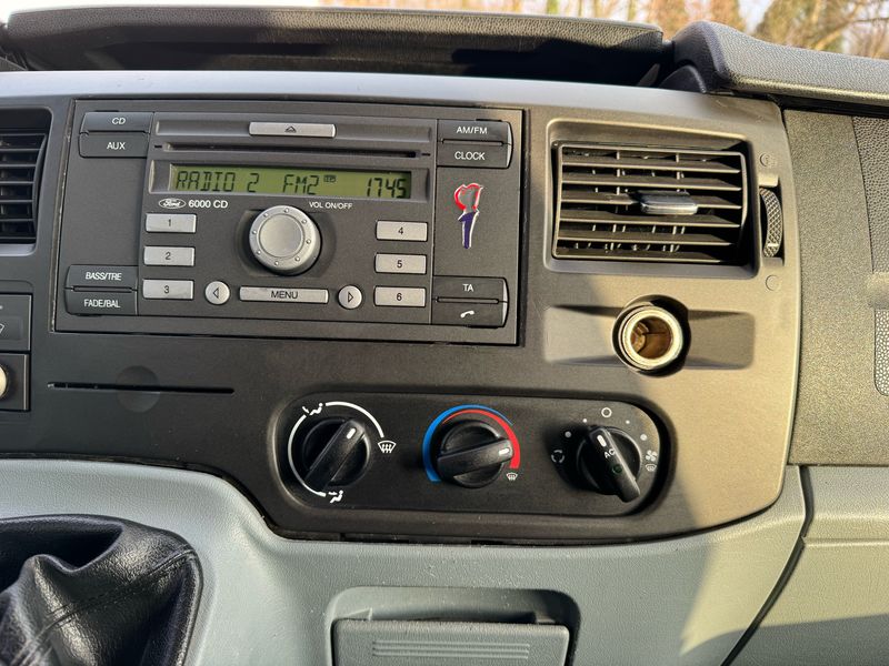 Ford Transit 2.4 TDCi FT 330 L Doppelkabine — zdjęcie 13