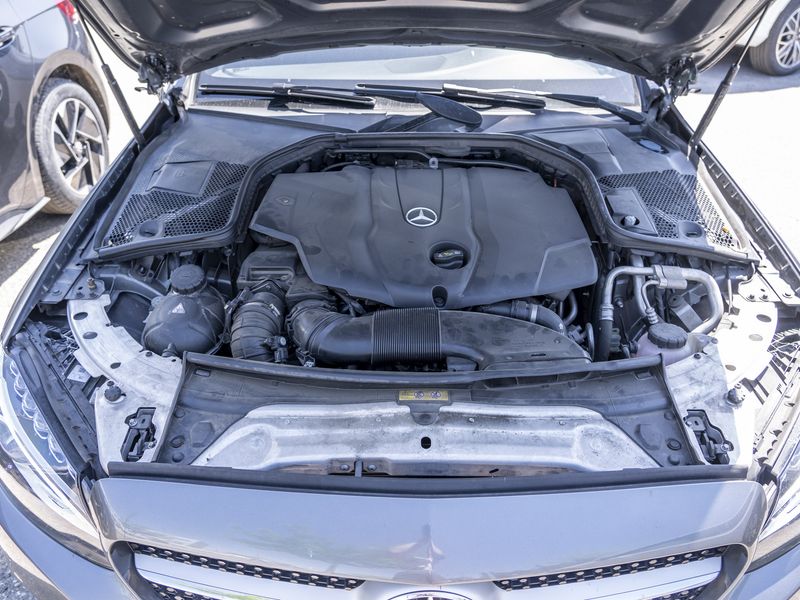 Mercedes-Benz C-Klasse C 220 d Sport — zdjęcie 8