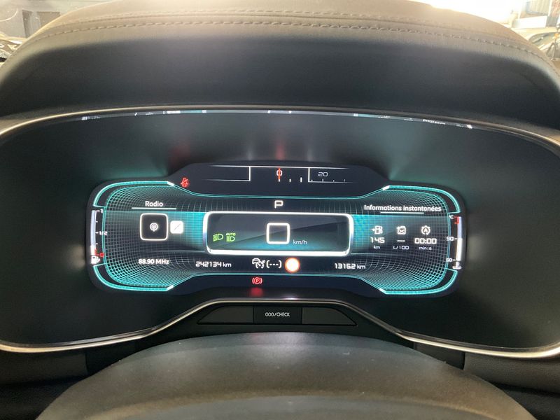 Citroen C5 Aircross 2.0 Blue-HDi Feel — zdjęcie 13