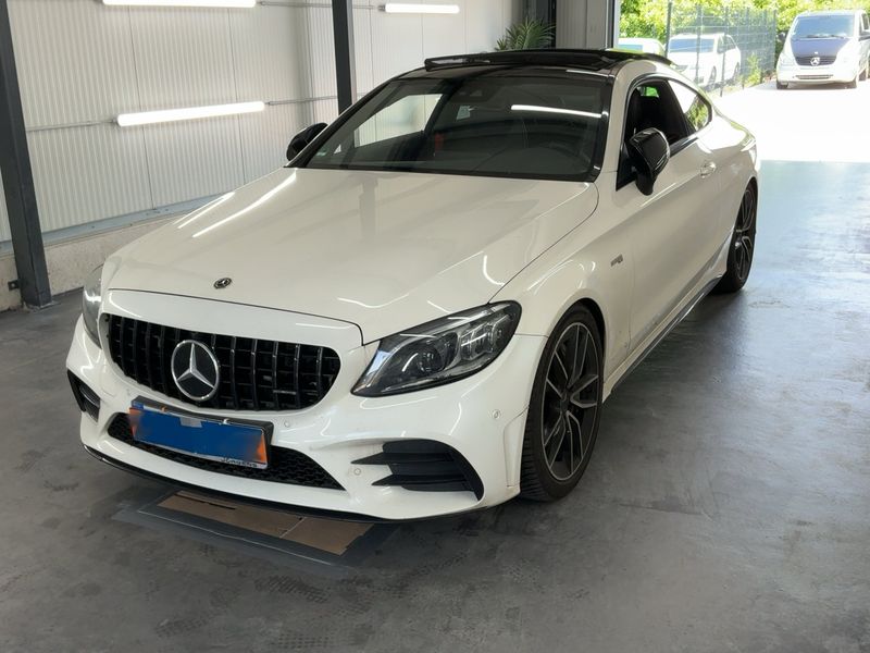 Mercedes-Benz C-Klasse C 43 AMG 4Matic — zdjęcie 1