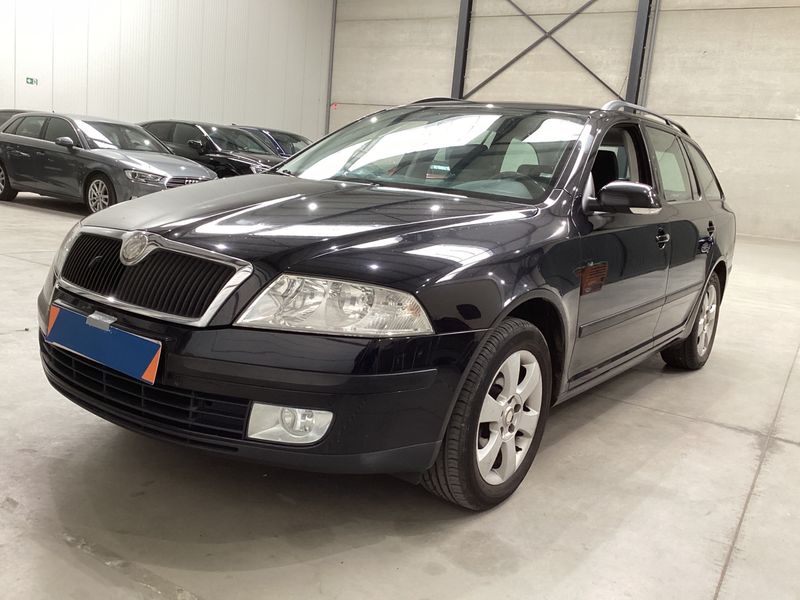 Skoda Octavia 1.9 TDI Ambiente — zdjęcie 1