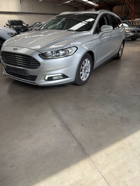 Ford Mondeo 1.5 TDCi Business Edition — zdjęcie 16