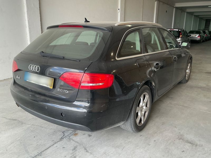 Audi A4 2.0 TDI 2009 – снимка 8
