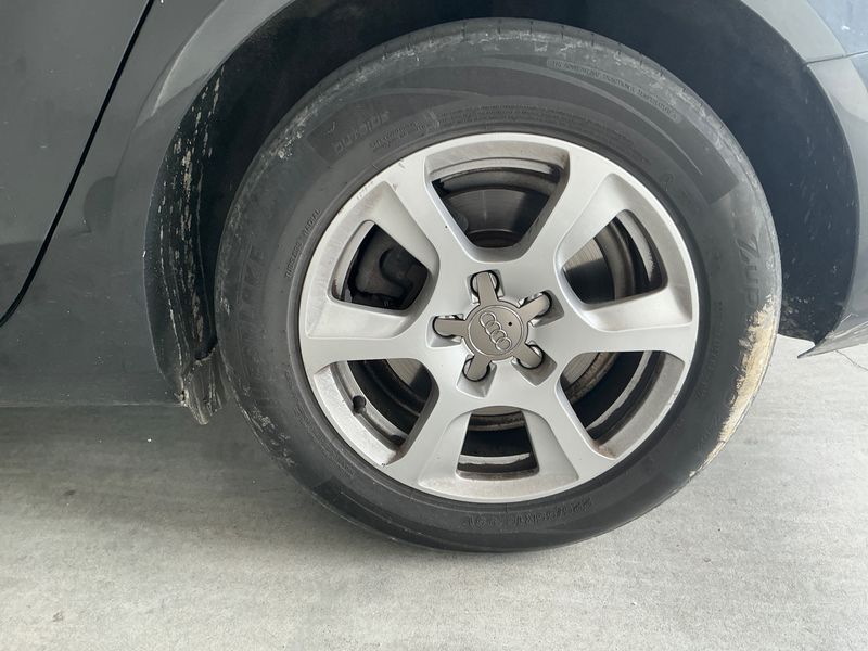 Audi A4 2.0 TDI 2009 – снимка 5