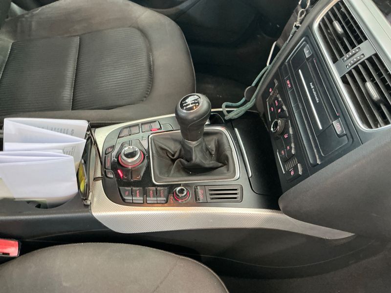 Audi A4 2.0 TDI 2009 – снимка 27