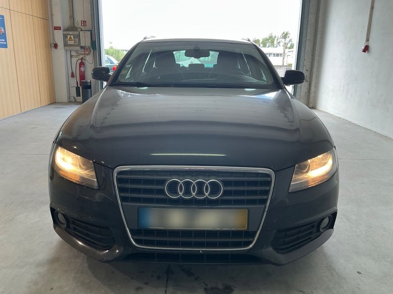 Audi A4 2.0 TDI 2009 – снимка 14