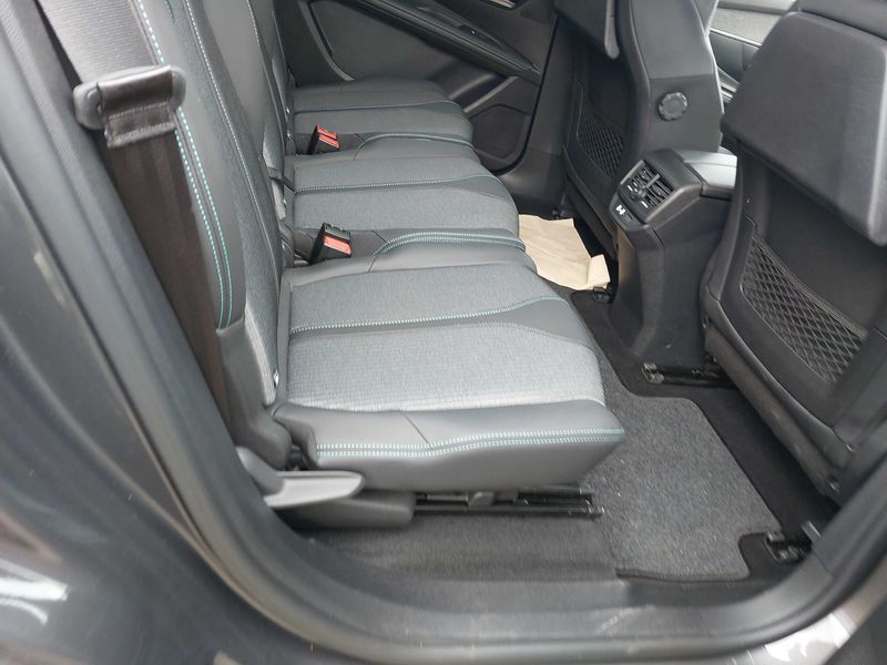 Peugeot 5008 1.2 PureTech Allure Pack — zdjęcie 14