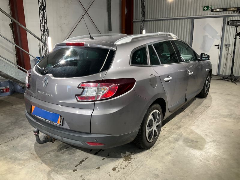 Renault Megane 1.6 Dynamique — zdjęcie 2