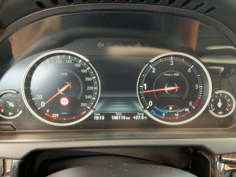 BMW X6 xDrive 30d — zdjęcie 13