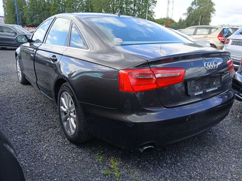 Audi A6 2.8 V6 FSI quattro — zdjęcie 3