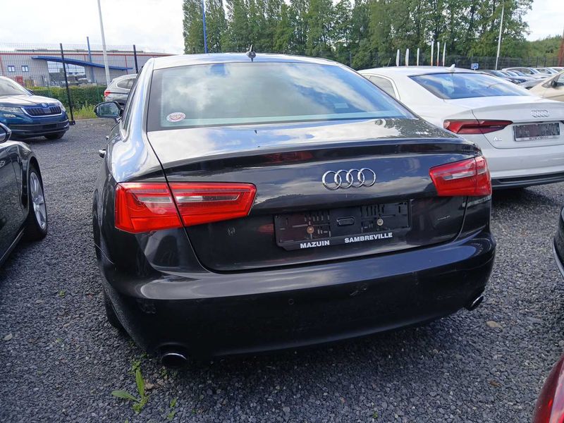 Audi A6 2.8 V6 FSI quattro — zdjęcie 4