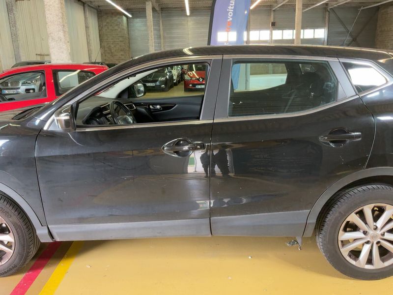 Nissan Qashqai 1.2 Visia — zdjęcie 4