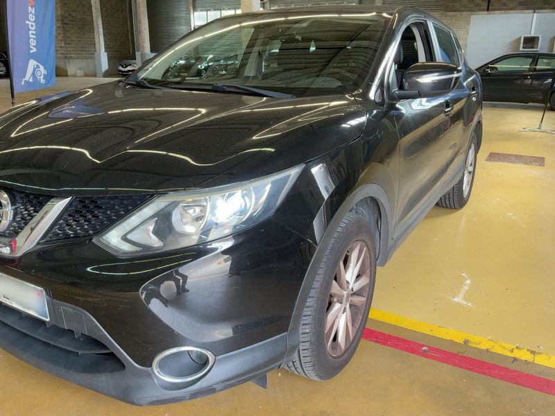 Nissan Qashqai 1.2 Visia — zdjęcie 2