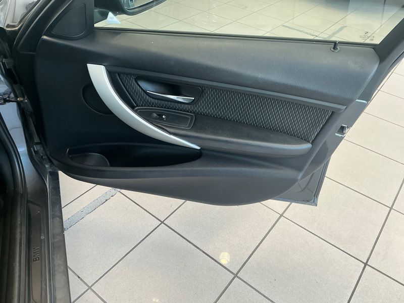 BMW 3er 320d 2013 – снимка 33