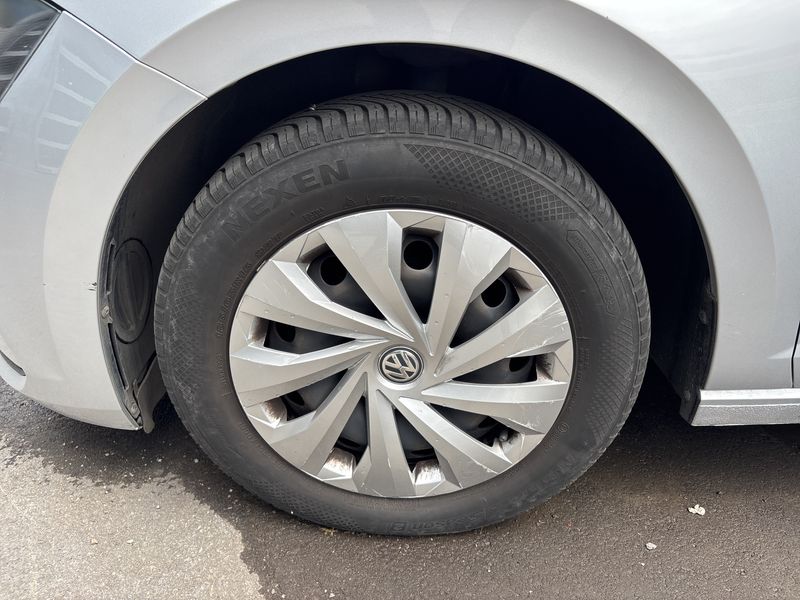 Volkswagen Polo 1.0 TGI Edition 2018 – снимка 34