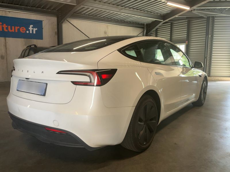 Tesla Model 3 Standard Range — zdjęcie 6