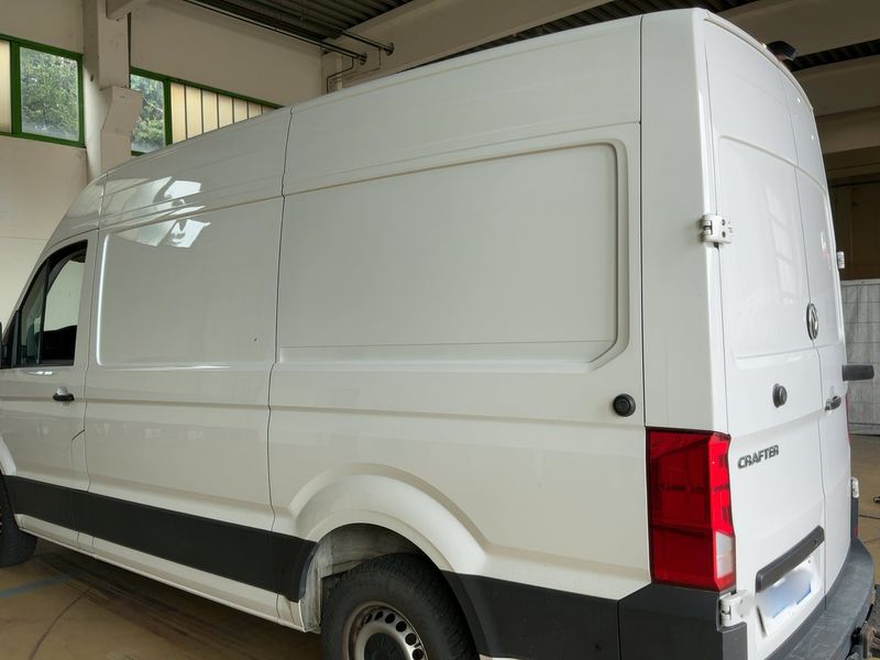 Volkswagen Crafter 2.0 TDI Kasten 35 mittellang Hochdach FWD — zdjęcie 3