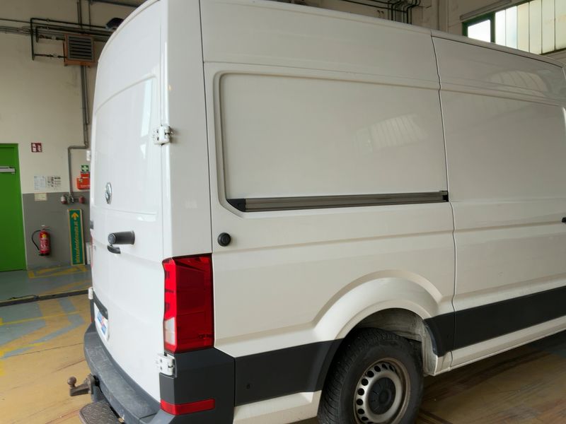 Volkswagen Crafter 2.0 TDI Kasten 35 mittellang Hochdach FWD — zdjęcie 6