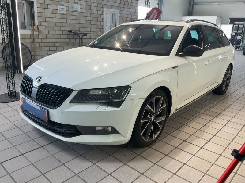 Skoda Superb 2.0 TSI SportLine — zdjęcie 2