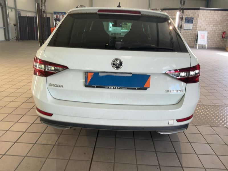 Skoda Superb 2.0 TSI SportLine — zdjęcie 5