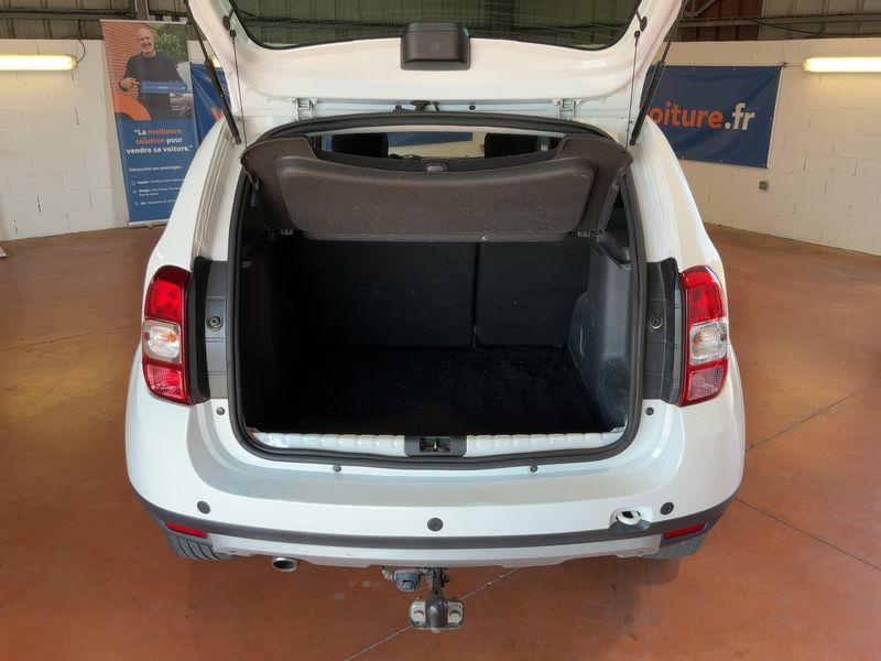 Dacia Duster 1.5 dCi Prestige 4x2 2016 – снимка 15