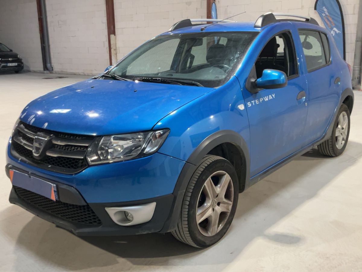 Dacia Sandero 2015