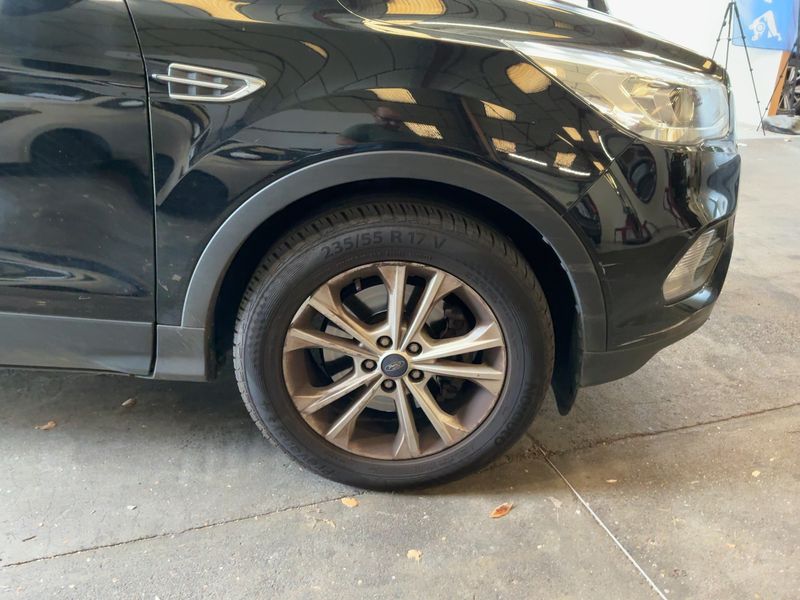 Ford Kuga 1.5 TDCi Executive 2018 – снимка 11