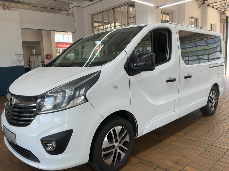 Opel Vivaro 1.6 CDTI Biturbo Tourer L1H1 2,7t