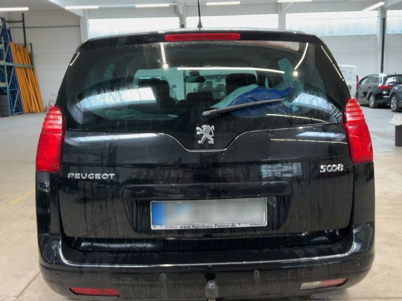 Peugeot 5008 2.0 HDi Family — zdjęcie 5