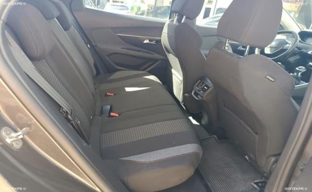 Peugeot 3008 1.5 Blue-HDi Active Pack — zdjęcie 13