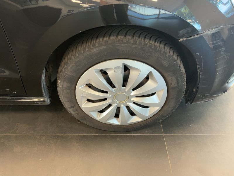 Volkswagen Polo 1.0 Comfortline 2016 – снимка 11