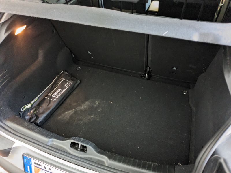 Citroen C4 Cactus 1.6 Blue-HDi Shine — zdjęcie 9