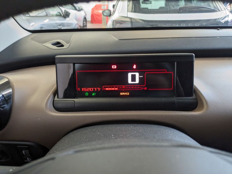 Citroen C4 Cactus 1.6 Blue-HDi Shine — zdjęcie 12