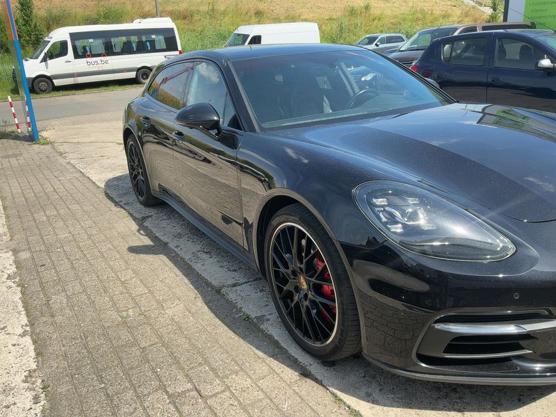 Porsche Panamera Sport Turismo 4 — zdjęcie 8
