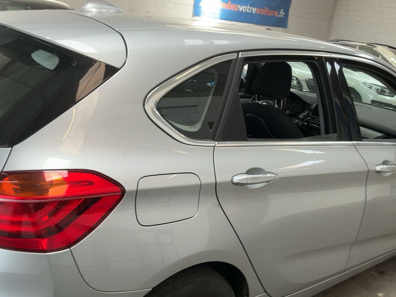 BMW 2er 218d Active Tourer Lounge — zdjęcie 6