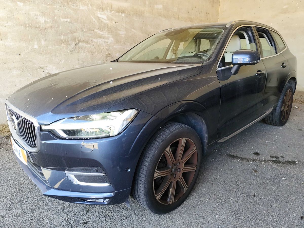 Volvo XC60 2017 — photo 1
