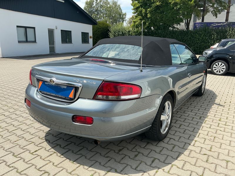Chrysler Sebring 2.7 Limited — zdjęcie 2
