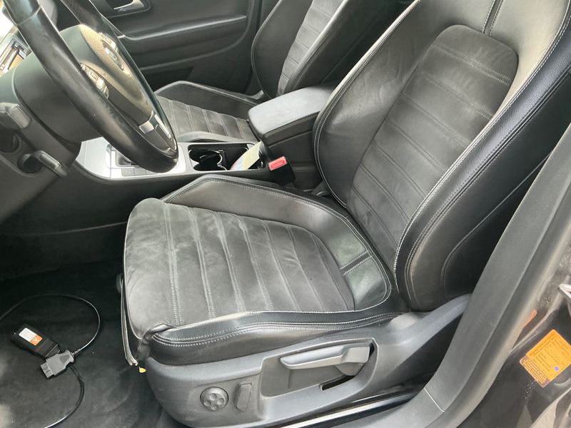 Volkswagen Passat CC 2.0 TDI 2010 – снимка 32