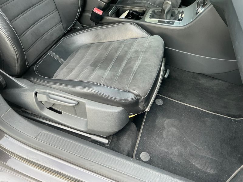 Volkswagen Passat CC 2.0 TDI 2010 – снимка 31