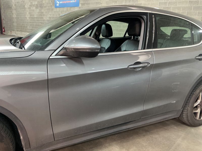 Alfa Romeo Stelvio 2.2 JTDM Super Q4 — zdjęcie 4