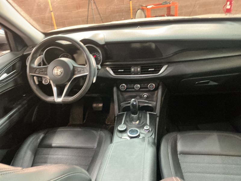 Alfa Romeo Stelvio 2.2 JTDM Super Q4 — zdjęcie 12