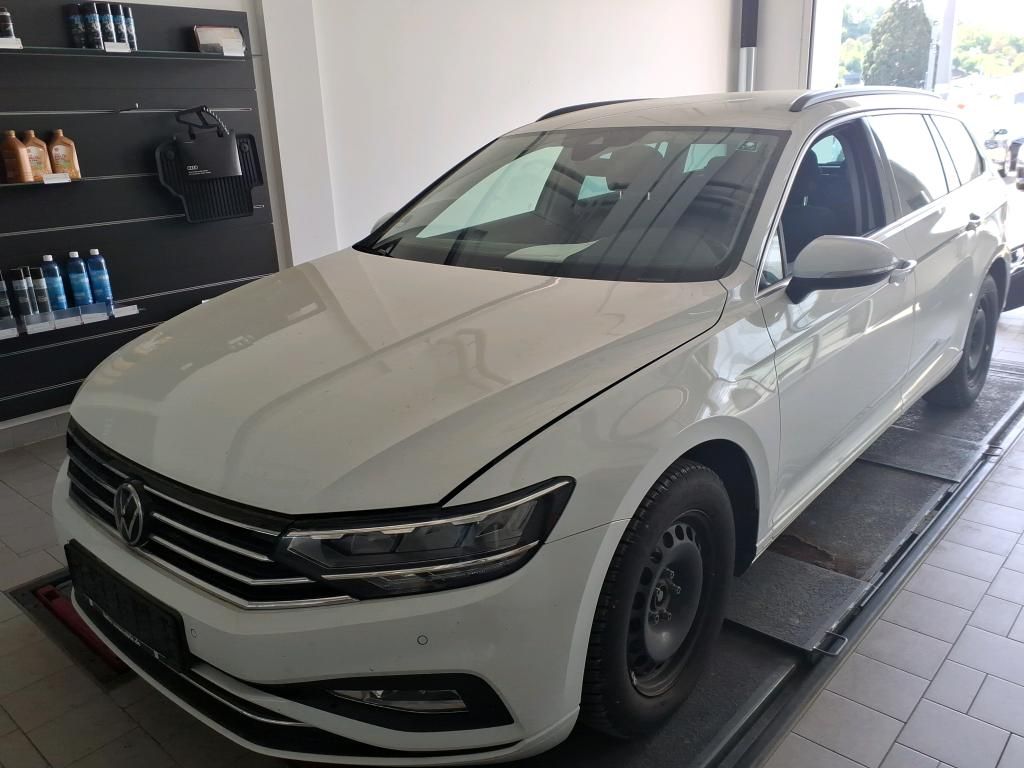 Volkswagen Passat 2023
