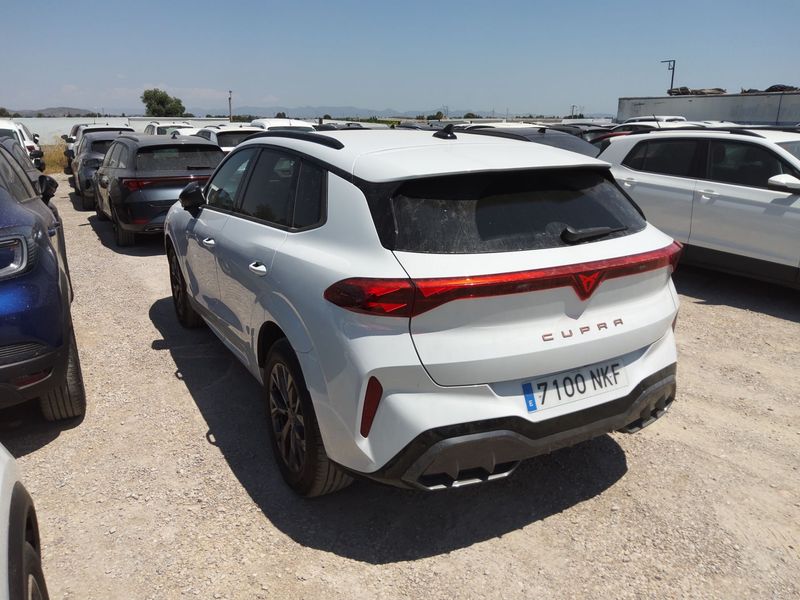 Cupra Terramar 1.5 eTSI — zdjęcie 4