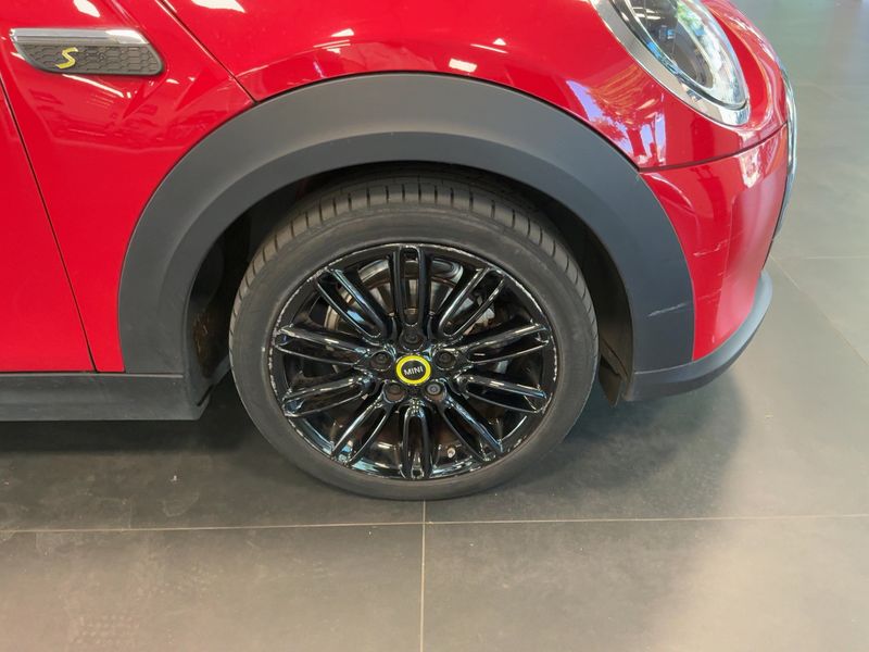 MINI Cooper SE Essential Trim 2023 – снимка 11