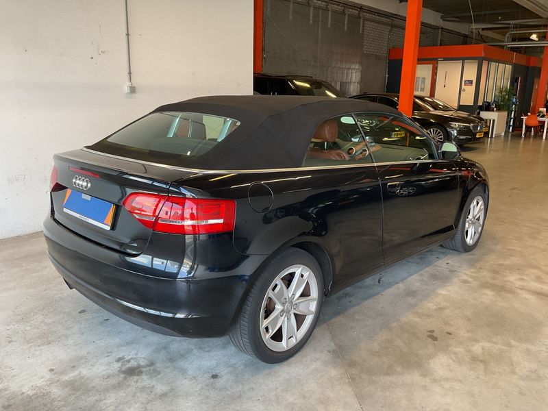 Audi A3 1.8 TFSI Ambition — zdjęcie 2