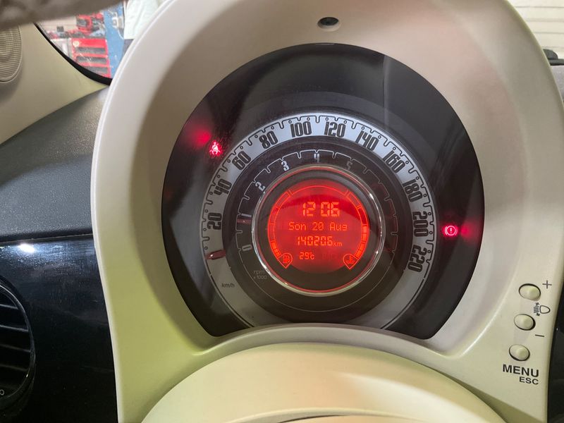 Fiat 500 1.4 Lounge — zdjęcie 4
