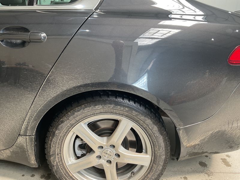 Jaguar XF 2.2 D Eco 2015 – снимка 35